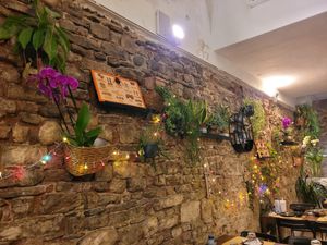 Pleasant interior at Su Guan in Florence