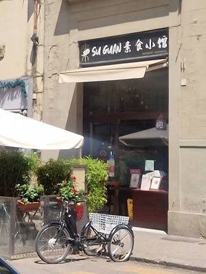  at Su Guan in Florence