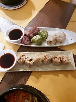  at Su Guan in Florence