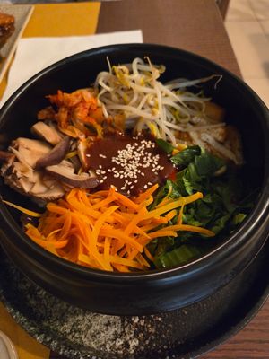  at Su Guan in Florence