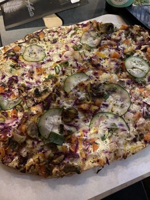 Veganer Flammkuchen 🌱  at Burgkaffee in Oberstdorf