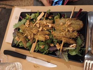 Spiedini di cardo alla scottadito at Ciotolina Rivendita e Cucina in Cesenatico