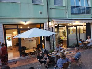 Restaurant with outside seats at Ciotolina Rivendita e Cucina in Cesenatico