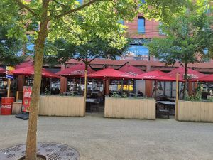 Front + outdoor seating at Happy Italy in Eindhoven