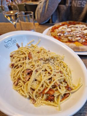 VEGAN CARBONARA at Happy Italy in Eindhoven