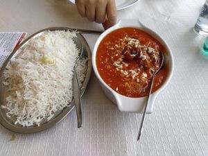 Mushroom Tikka Masala 🤤 at Spices in Frigiliana