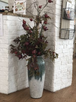 Pomegranate branches  at Il Melograno in Palmanova