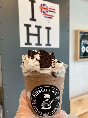 Cookies & Cream Vegan Deluxe Shaka Shake at HItalian Ice in Honolulu