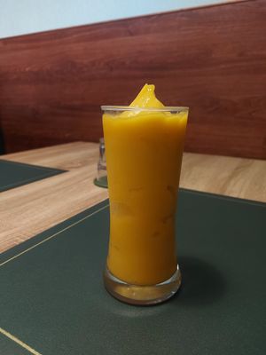 Mango smoothie at The Vegano Bistro in Chiang Mai