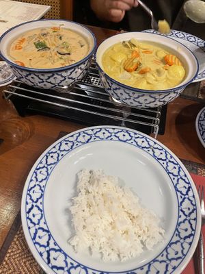 Veganes Curry rot und grün   at Ban Thai in Darmstadt