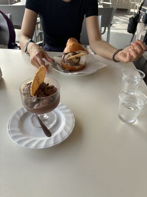 Brioche and ice cream  at Ernesto in Catania