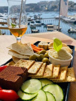 Chease platter at Il-Veccja in St Pauls Bay
