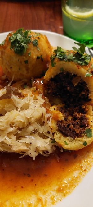 Grammelknödel von innen at Velani in Vienna