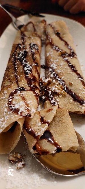 Schokopalatschinken at Velani in Vienna