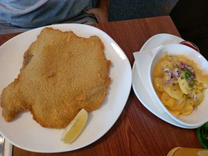 Schnitzel mit Kartoffelsalat at Velani in Vienna