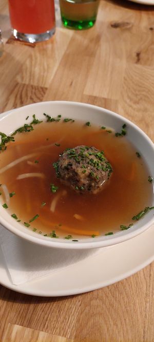 Leberknödelsuppe at Velani in Vienna