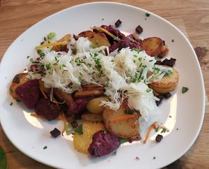 Blood pudding, potatoes, and sauerkraut at Velani in Vienna