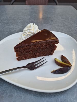 The cake was a bit dry for my liking but very good at Velani in Vienna