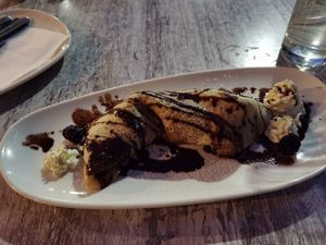 Eispallatschinken (5 Euro) at Velani in Vienna