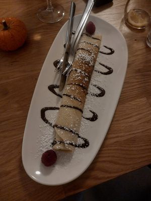 Palatschinken with nougat at Velani in Vienna