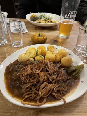 Veganer Zwiebelrostbraten  at Velani in Vienna