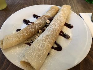 Palatschinken mit nuss nougat Füllung  at Velani in Vienna