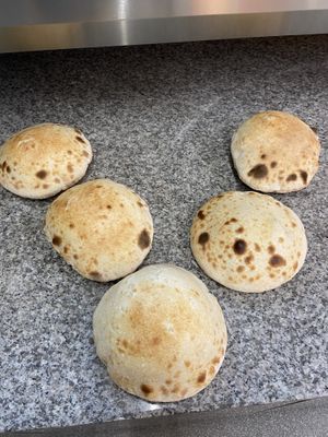 Vegan brot at Royal Imbiss Pizza & Kebap in Bregenz