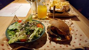 Burger with sidekick salad. at Burgerheart in Ingolstadt