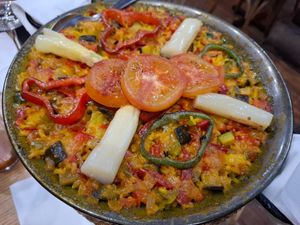 Vegan paella at Kasko in Bilbao
