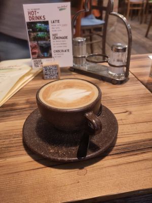 Oat flat white at Wanderlust in Regensburg