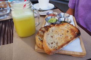 Desayuo at Thank You Mother in Mairena Del Aljarafe