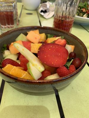 Brunch: Farmers fruit bowl  at Honey Salt in Las Vegas