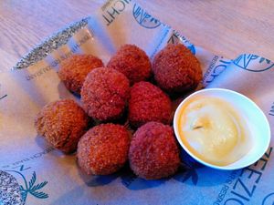 vegan bitterballen (dutch fried meat snack) at Zeezicht in Castricum