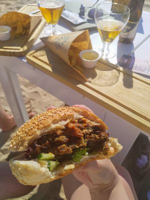 Lentil burger at Zeezicht in Castricum