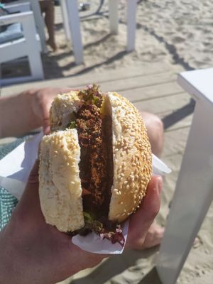 Lentil burger at Zeezicht in Castricum