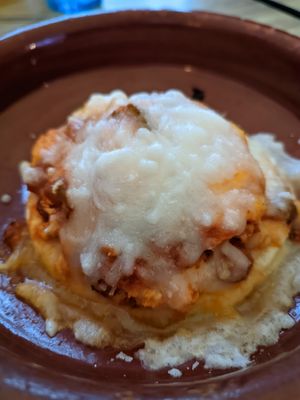 Enchilada TexMex vegana at Ajolote Bar in Utrera