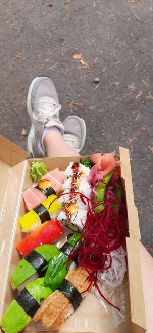 11 pieces vegan sushi at Hamzo Sushi in Stockholm