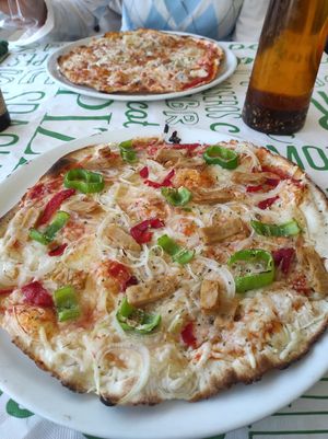 Pizza ranchera con Heura at Pizzeria Giuseppe in Calafell