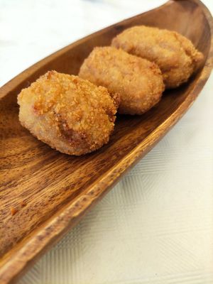 "chicken" croquettes at Pizzeria Giuseppe in Calafell
