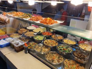 Buffet spread at Jia Jia Vegetarian 佳佳素食 - Simei in East Singapore