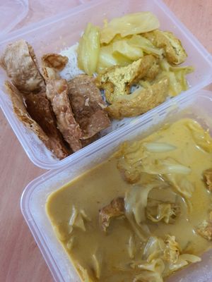 $5.20 for ~  Circuit Breaker Period Phrase 2 at Jia Jia Vegetarian 佳佳素食 - Simei in East Singapore