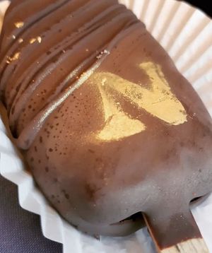 Magnom (only the dark one is vegan) at Konditorei Noor in Lelystad