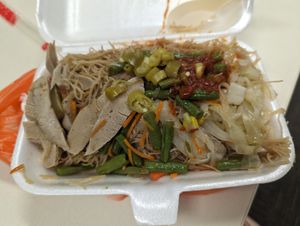 $2.50 with 3 selection of items + beehoon 😋 at Yi Sheng 益生素食 - Mountbatten in Central Singapore