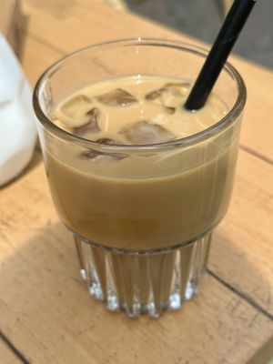 Iced latte with plant based milk at Suikerkist in Breda