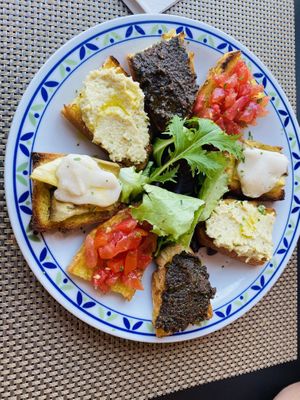 Bruschetta  at Paradiso Pizzeria Gelateria in Trequanda