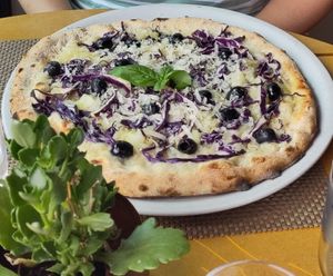  at Paradiso Pizzeria Gelateria in Trequanda