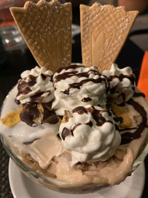 Coppa Francesca  at Paradiso Pizzeria Gelateria in Trequanda