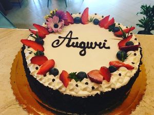 Vegan cake at Paradiso Pizzeria Gelateria in Trequanda