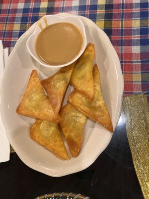 banana wontons with caramel  at Aroy Thai Gardens in Middletown