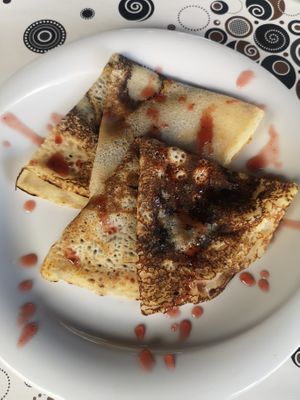 Vegan pancakes with jam at Konoba Bani in Pazin